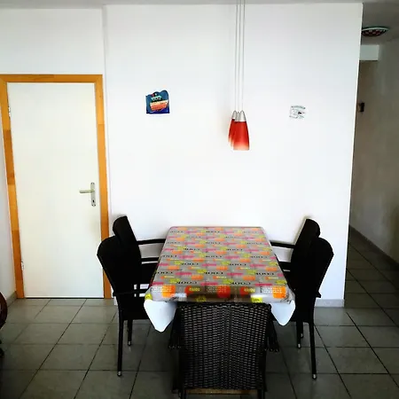 Luna Apartman
