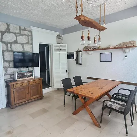 Luna Apartman